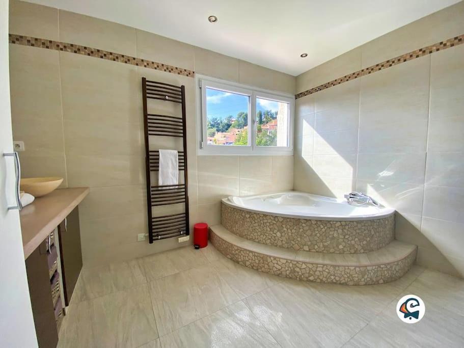 Magnifique Villa Piscine Proche Nice La Trinité Kültér fotó